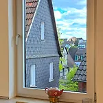 Art Farm I Group Near Frankfurt I Messe * Schoneck