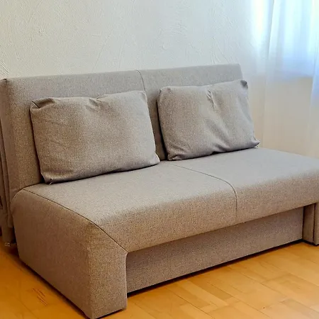 Art & Living I Im Speckguertel Von Frankfurt I Messe Apartment Schoneck