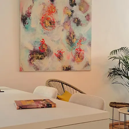 Art & Living I Im Speckguertel Von Frankfurt I Messe Apartment