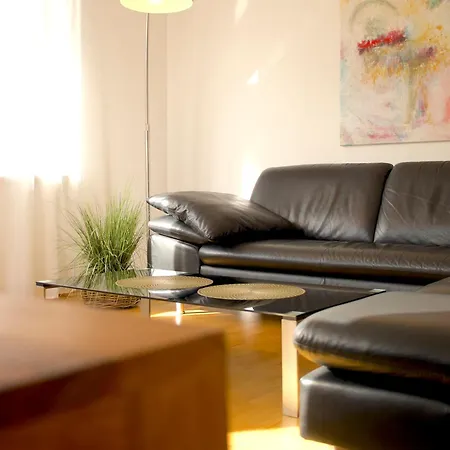 Art Farm I Group Near Frankfurt I Messe Schoneck